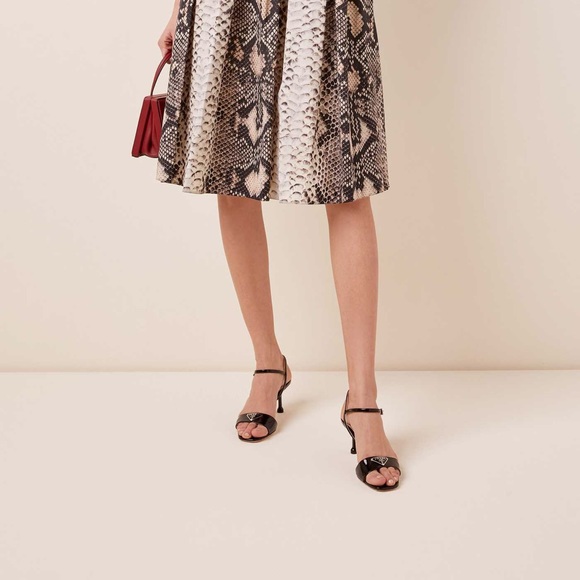 Prada Appliquéd Patent Leather Sandals NIB - Picture 2 of 16